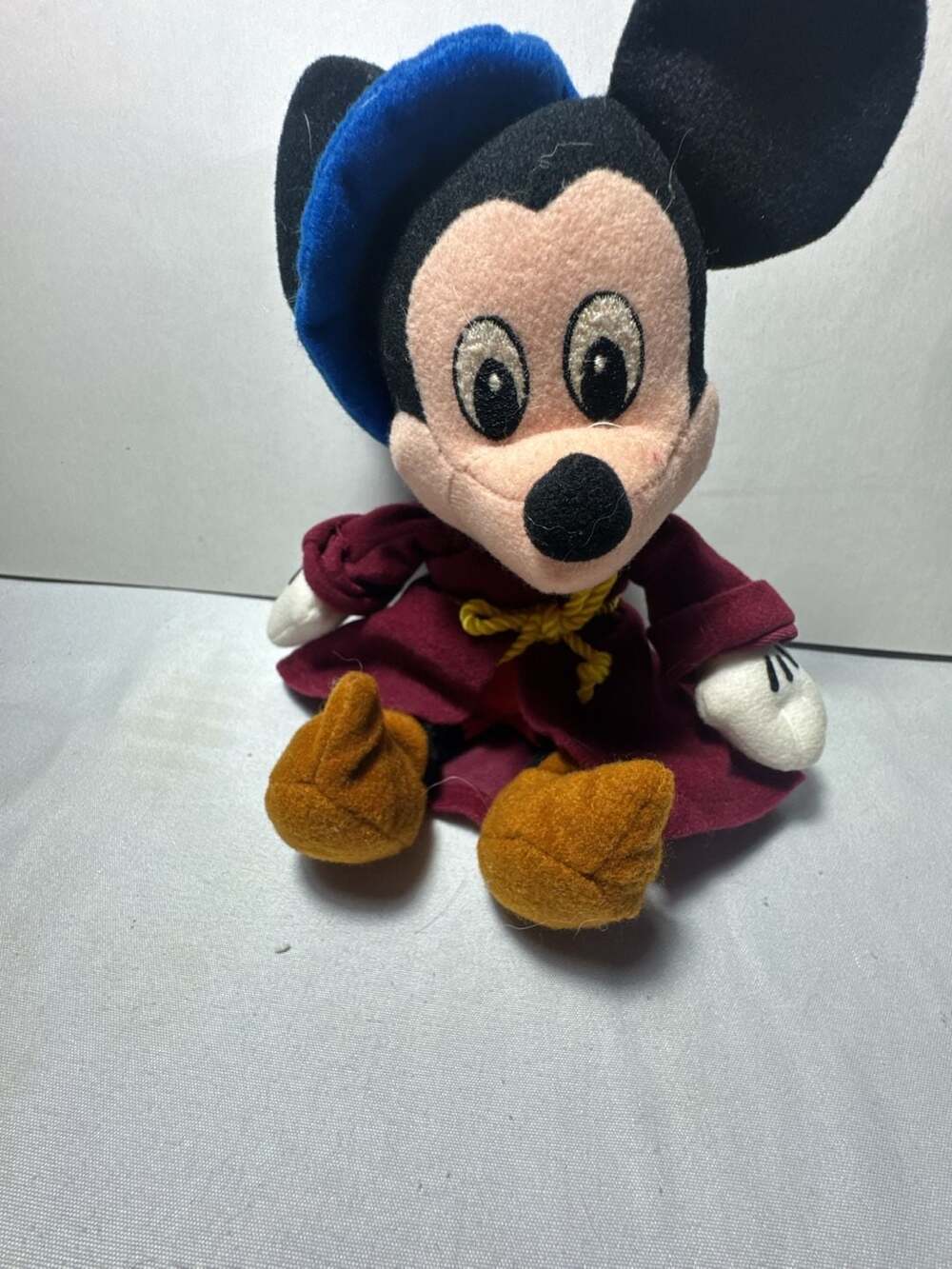 Disney Store Mickey Mouse Sorcerer's Apprentice beanbag plush Fantasia 10" tag